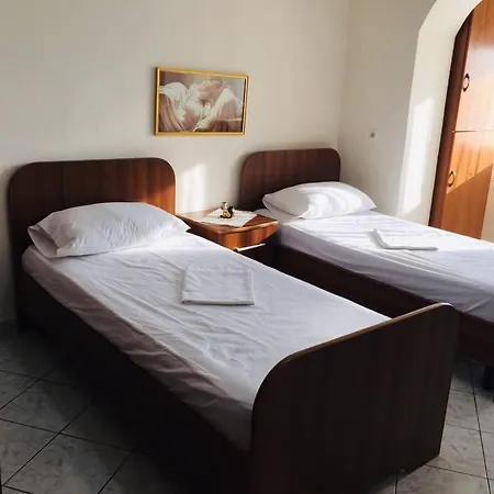 Cozy 1br Feel Like * Tiran